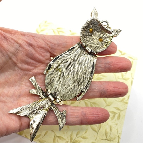 Vintage Owl Pendant Green Rhinestone Eyes Abalone Shell Chips - Picture 6 of 7
